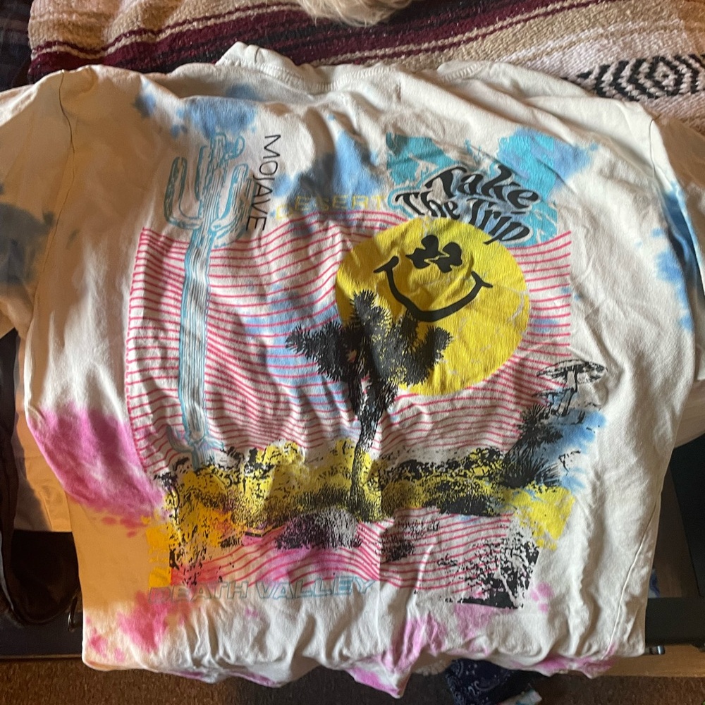 PacSun Short Sleeve Tee - White with Colorful Graphic